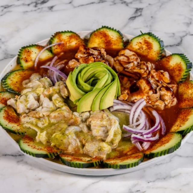 Aguachile Mixto / Mixed Aguachile.